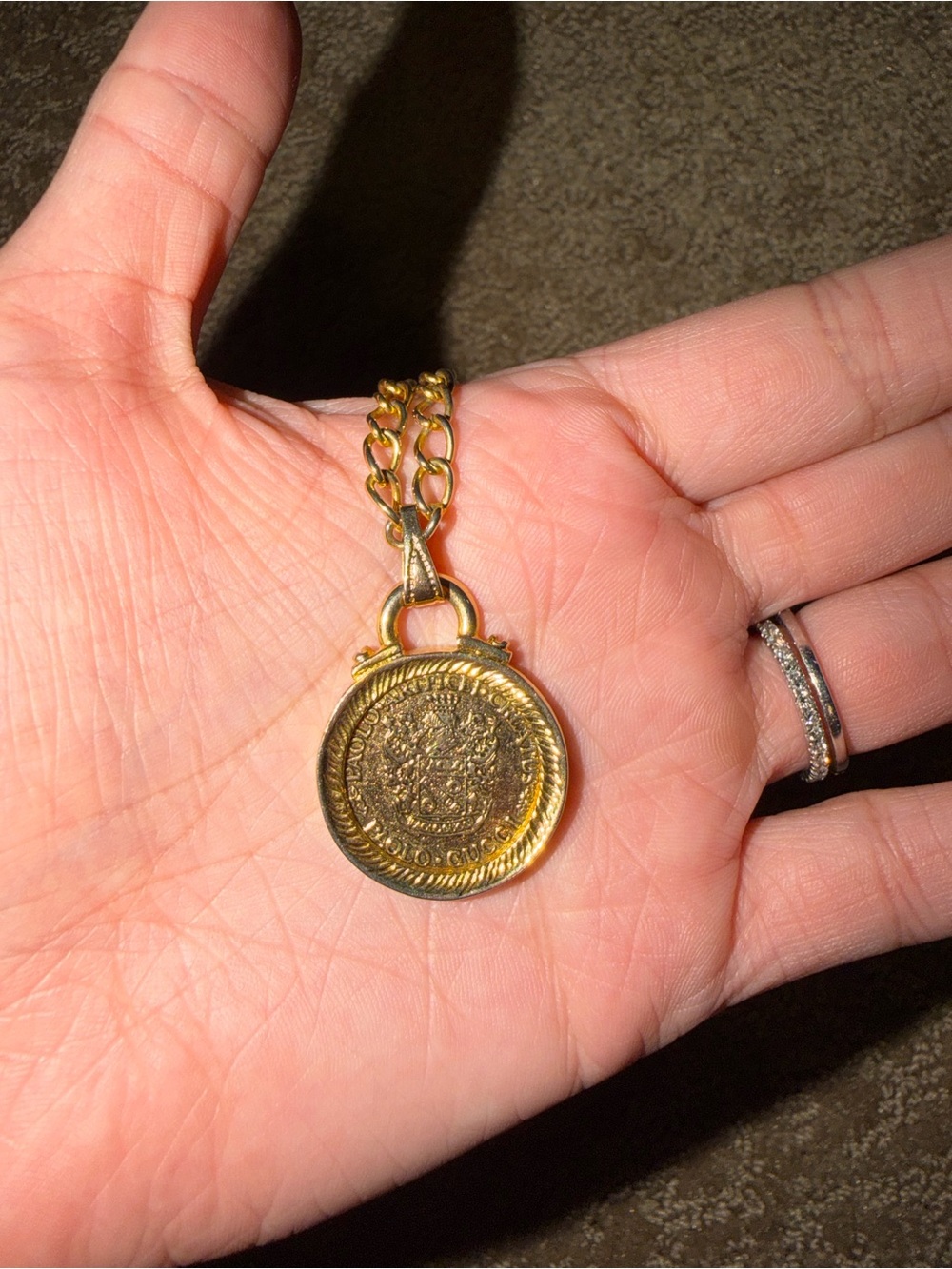 RARE Vintage Paolo Gucci Pendant Necklace - Picture 6 of 10